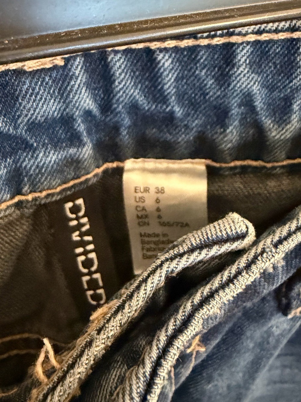 H&M Divided High Waist Wide Leg Ankle Jeans - 6 - Picture 7 of 11